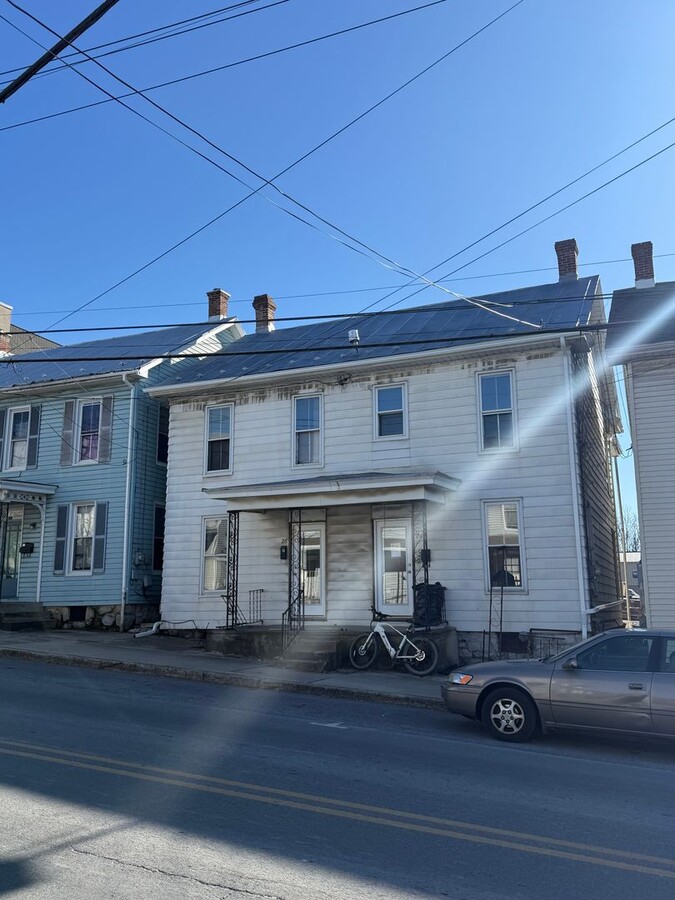 Photo - 24 E Orange St