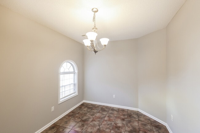 Photo - 1571 Spencer Dr