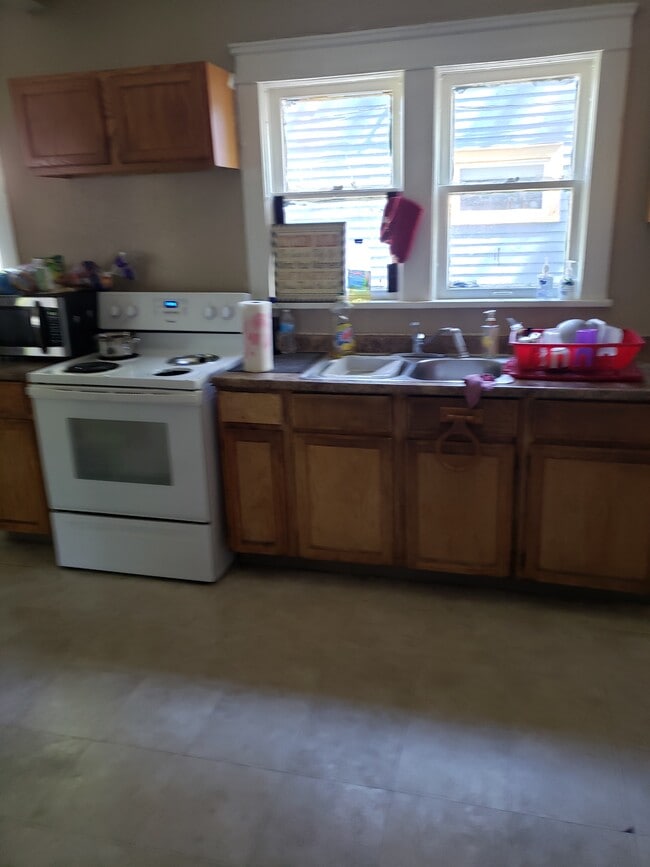 Photo - 2108 W 89th St