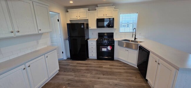 Photo - 10326 Old Leo Rd