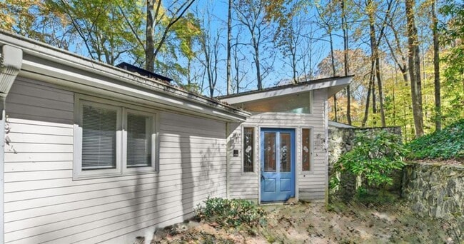 Building Photo - 3959 Randall Mill Rd NW