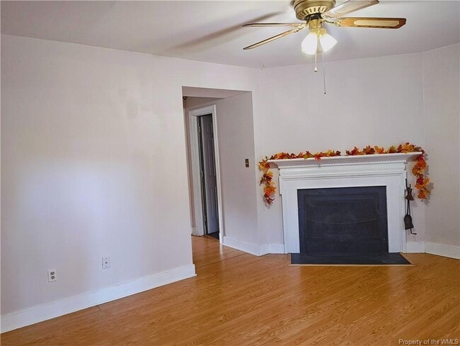 Photo - 405 London Company Way