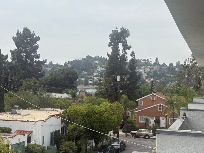 Photo - 2339 Glendale Blvd