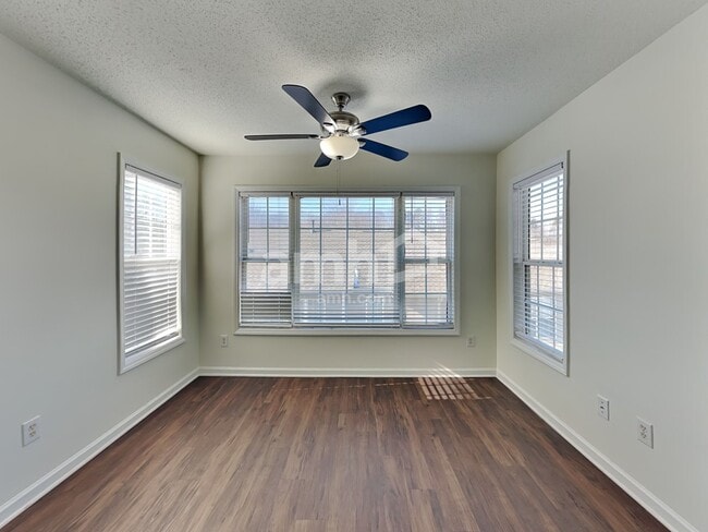 Photo - 110 Bristol View Cir