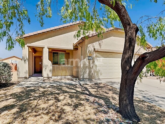 Photo - 11320 Harvester