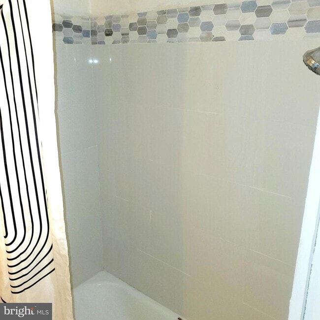 Photo - 5504 W Thompson St