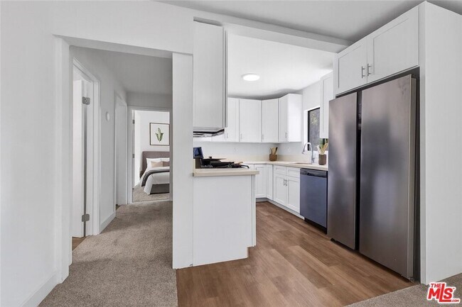 Photo - 2627 San Marino St