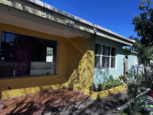 Photo - 381 NW 45th St