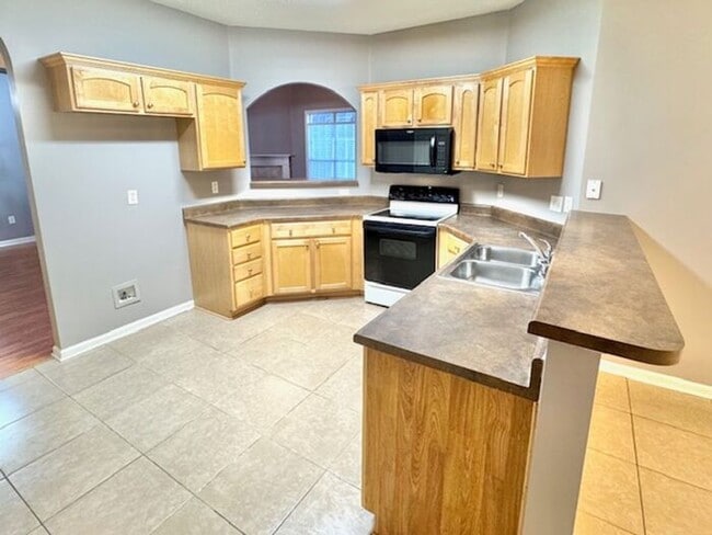 Photo - Spacious 3-bedroom. 2.5 bath in Cordova with 2 loft spaces.