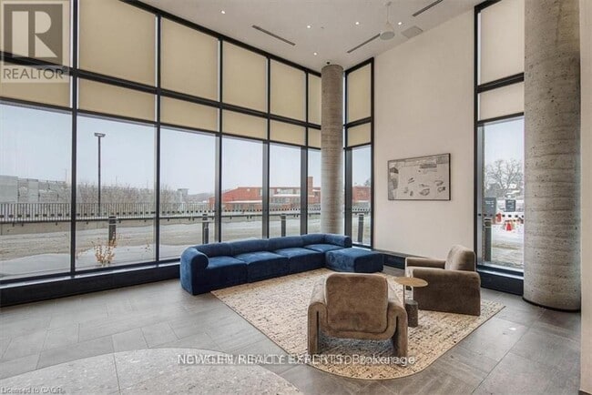 Photo - 25 Wellington St S Unit 1104