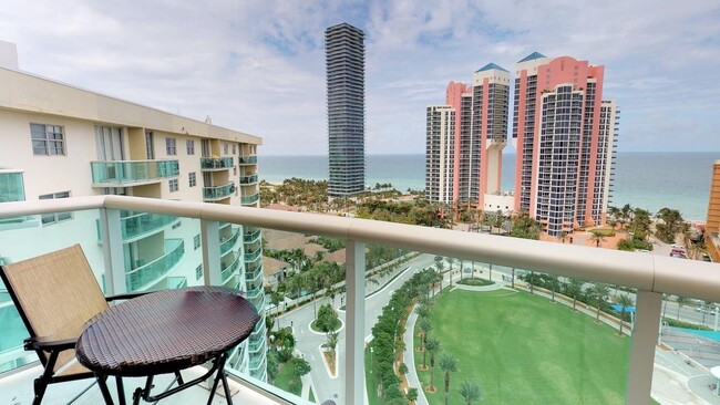 Photo - 19370 Collins Ave