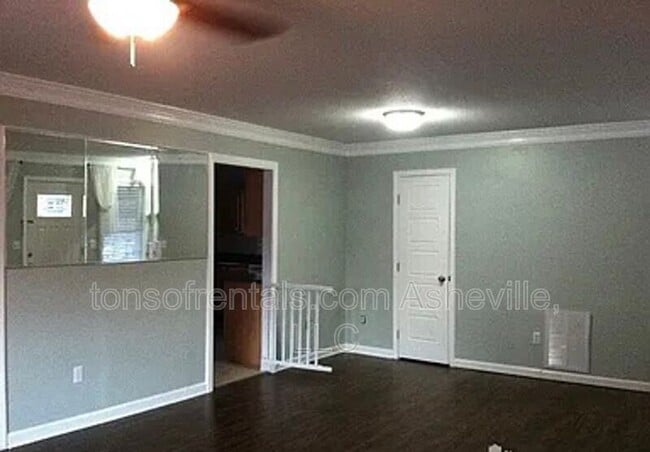 Photo - 9 Aberdeen Dr