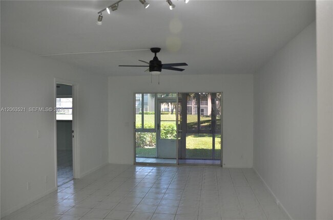Photo - 1351 SW 125th Ave Unit 103S