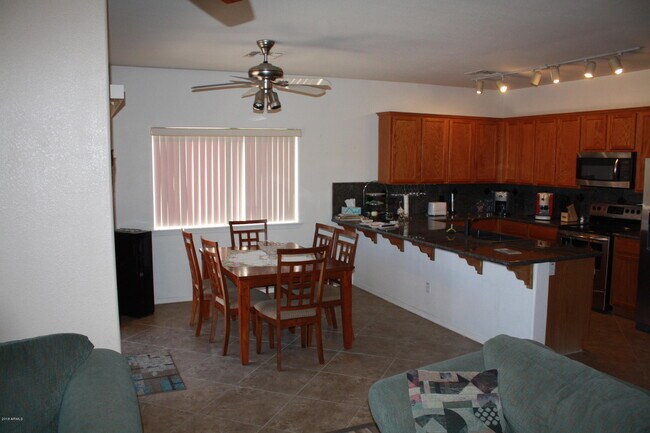 Photo - 11816 W Windsor Ave