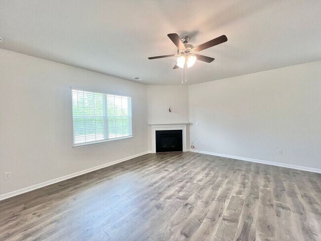 Photo - 219 Blue Aspen Dr