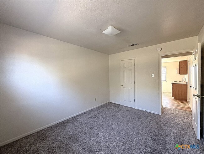 Photo - 207 Northern Dove Ln Unidad B