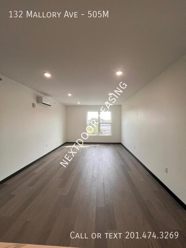 Photo - 132 Mallory Ave Unidad 505M