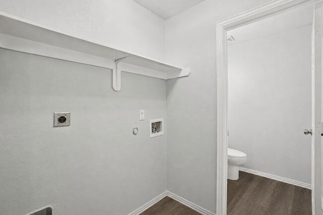 Photo - 4021 Preferred Pl