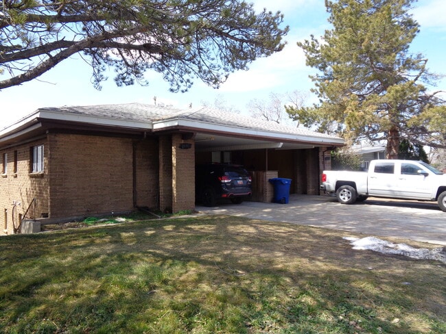 Building Photo - 1800 S Foothill Dr Unit 1800 Rental