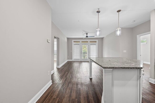 Photo - 840 United Ave SE Unit 401