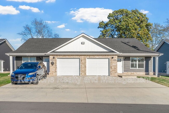 Building Photo - 105 Mace Ln Unit A