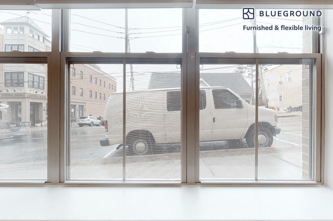 Photo - 332 Halstead Ave Apartamento Unidad FL0-ID1097A