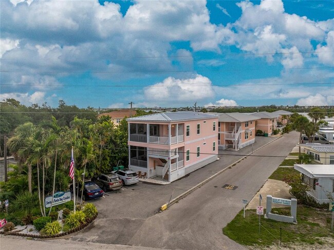 Building Photo - 2375 N Beach Rd Unit 2A Rental