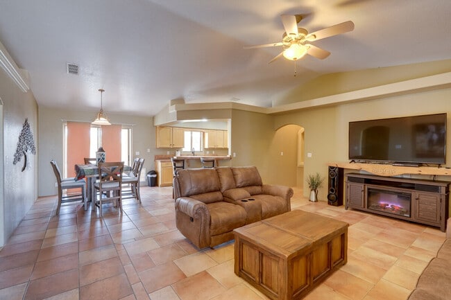 Photo - 2598 Rainbow Ave N Unidad ID1385773P