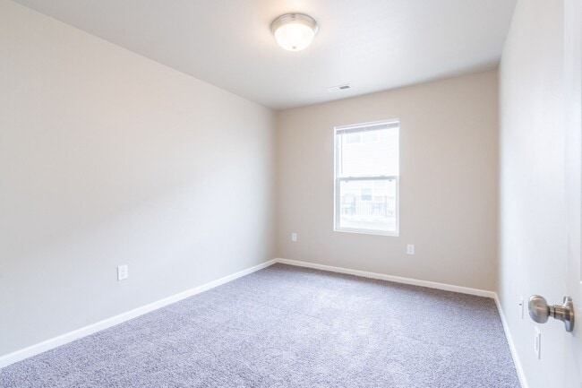 6834 Jack London Dr