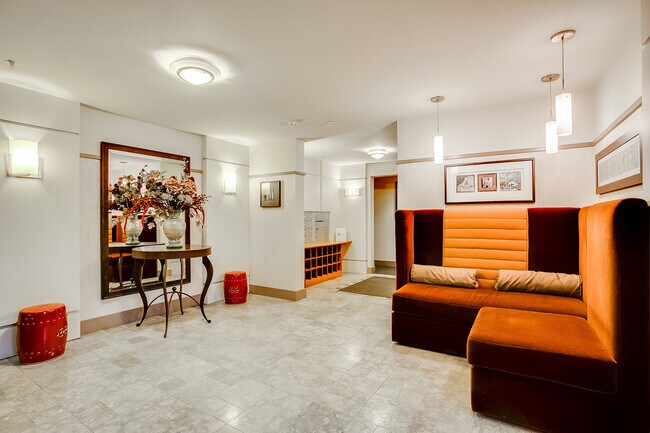 Photo - Fabulous Urban Retreat Condo in Celebrated... Unidad 300