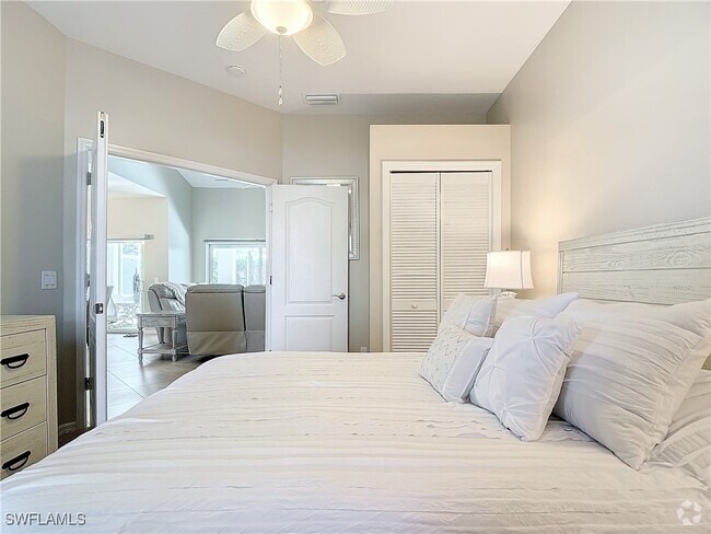 Building Photo - 7157 Falcons Glen Blvd Rental