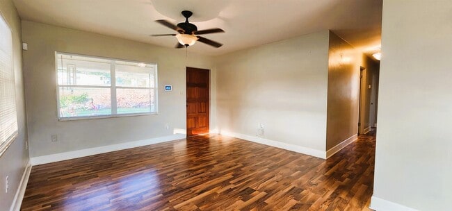 Photo - 730 Wildabon Ave