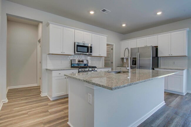 Photo - 142 Paddle Boat Wy