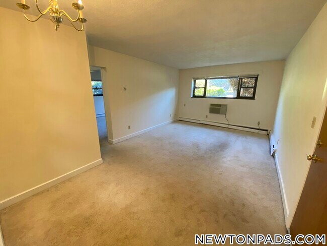 Photo - 276 Grove St Unit 2