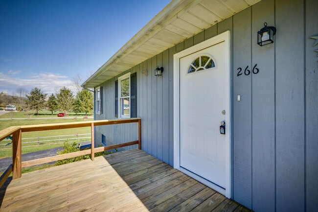 Photo - 4br/ 2 ba private home in Bristol TN