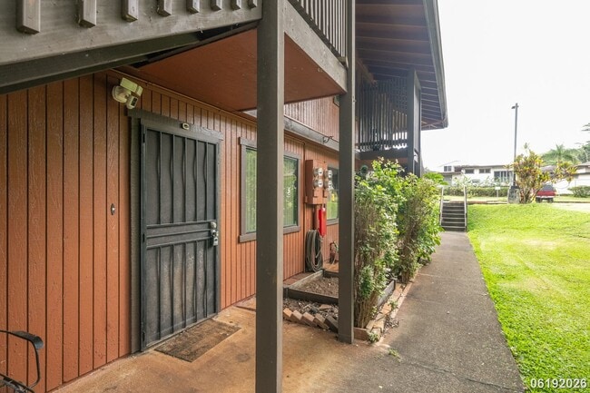 Photo - $2,800/ 2 Bed/ 1 Bath/ 2 Parking Hidden in the Heights - Your Private Green Escape on O'ahu