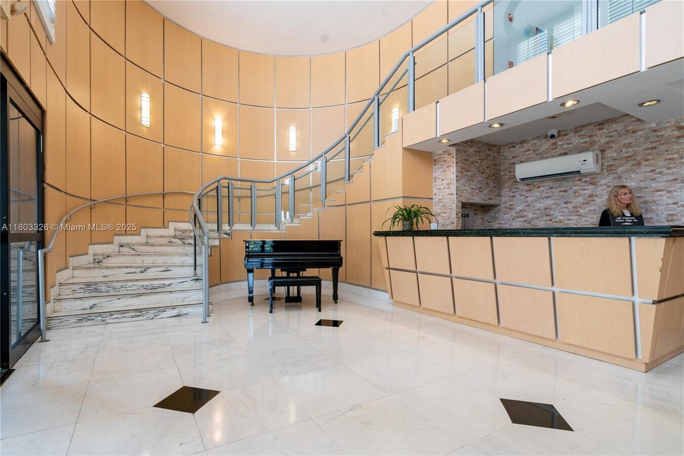 Photo - 6770 Indian Creek Dr Condo Unit 4P