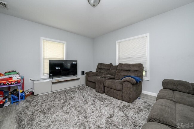 Photo - 405 Main St Unit 2