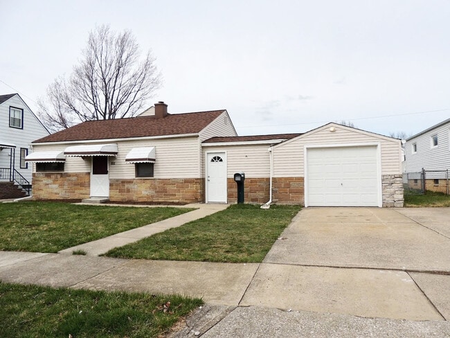 3 Bed - 1 Bath Ranch for Rent in Bedford |... - 3 Bed - 1 Bath Ranch for Rent in Bedford |... House
