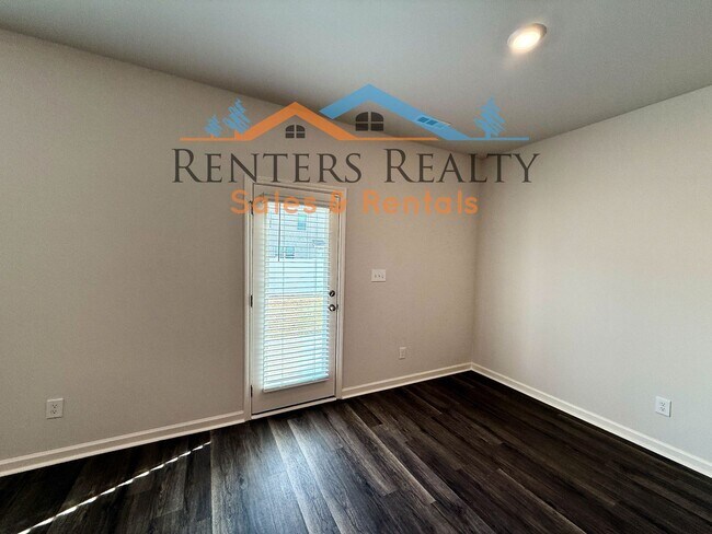 Photo - 4 bedroom Townhouse in Madison