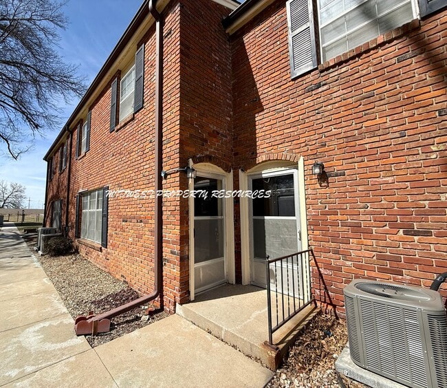 Photo - Stunning 2 Story townhome