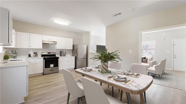 Building Photo - 848 Ridge Ave NW