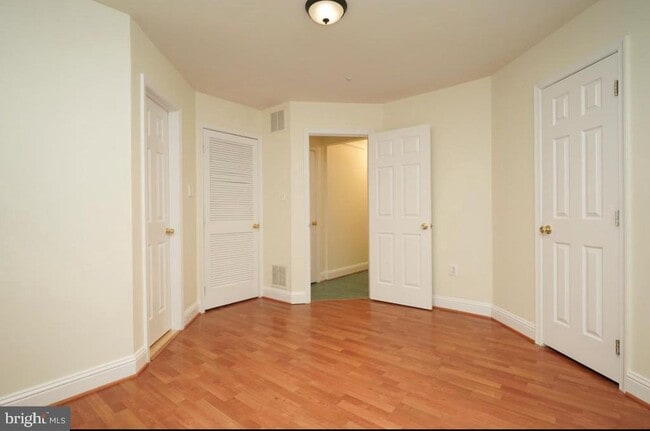 Photo - 13513 Niagara Falls Ct