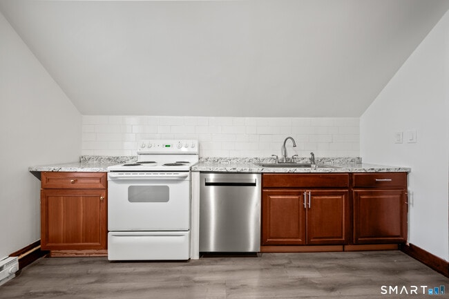 Photo - 225 Winthrop St Unit #3