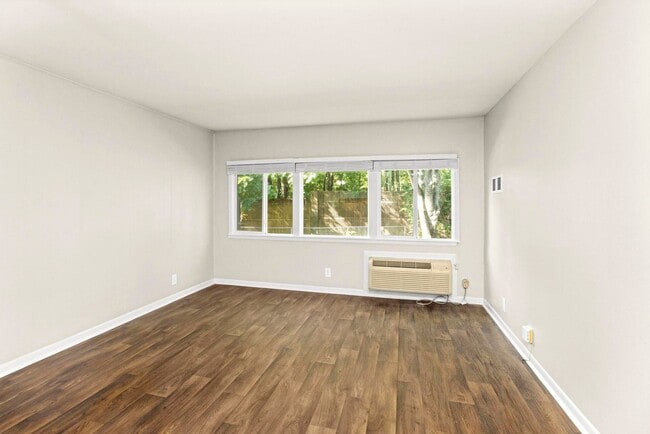 Photo - Belmont Place Apartments