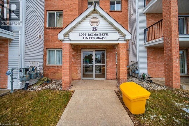 Photo - 1096 Jalna Blvd Unité 28