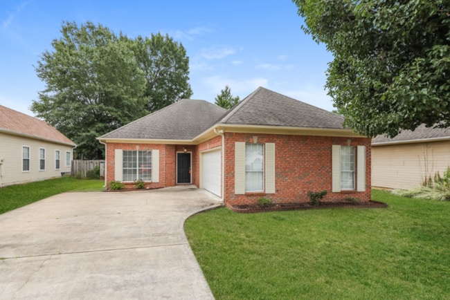 Photo - 1155 Amberley Woods Dr House