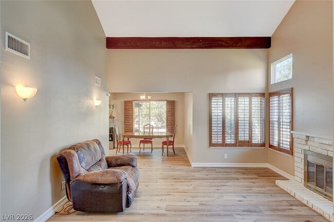 Photo - 2408 El Cortez Ave