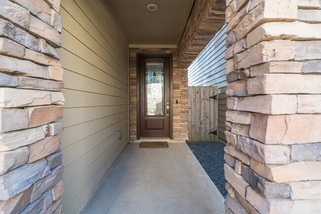 Photo - 8917 Wind Springs Dr