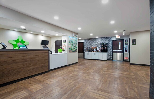 Furnished Studio-Washington, D.C. - Alexandria - Landmark